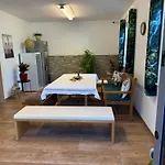 Gesaeuse-zimmer