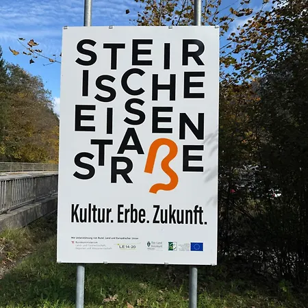 Gesaeuse-zimmer Motel *