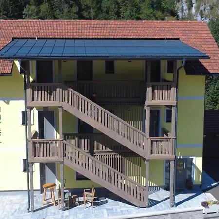 Motel Gesaeuse-zimmer-motel *